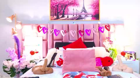 anaa_bellaa online show from 02/16/26, 12:45