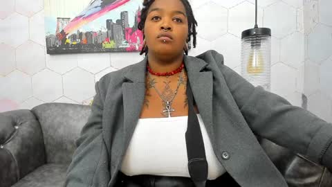 ANNA FUENTES online show from 01/02/25, 11:31