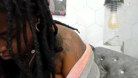 ANNA FUENTES online show from 01/31/25, 02:39