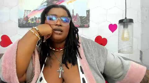 ANNA FUENTES online show from 02/18/25, 02:38