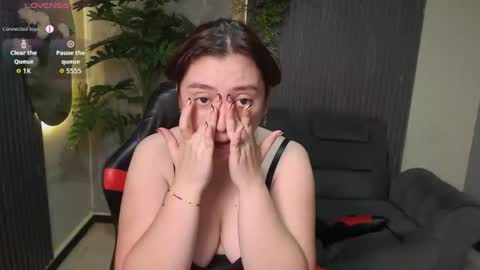 Snapshot of anaa_rosee chatting on 08/04/26, 06:32 Ana online show from 08/04/26, 06:32