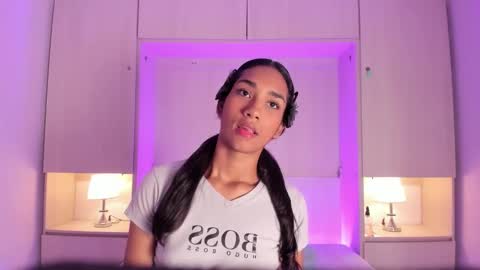 anaacollins_ online show from 02/18/26, 12:01