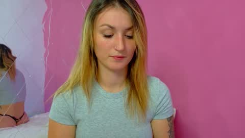 anaayss online show from 10/24/25, 04:53