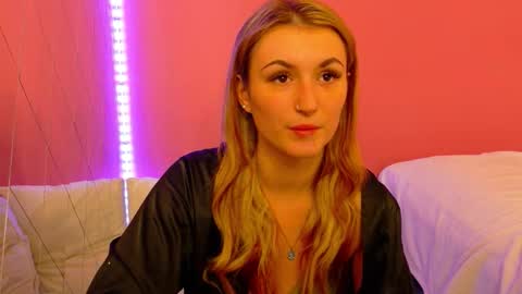 anaayss online show from 11/27/25, 06:15