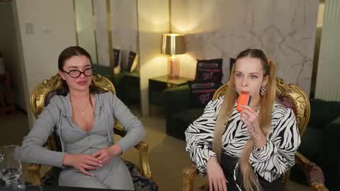 Sweet girls online show from 11/05/25, 11:54
