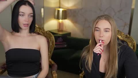 Sweet girls online show from 11/18/25, 08:52