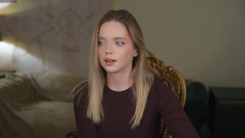 Snapshot of anabel2054 chatting on 03/08/26, 08:29 Sweet girls online show from 03/08/26, 08:29