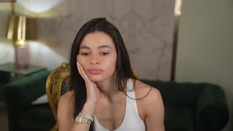 Snapshot of anabel2054 chatting on 04/11/26, 07:35 Sweet girls online show from 04/11/26, 07:35