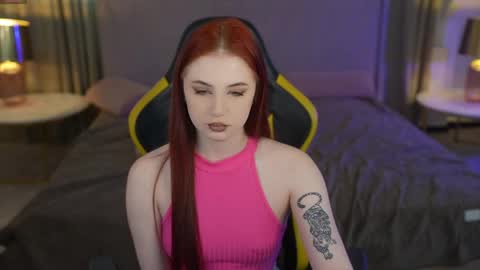 Snapshot of anabel2054 chatting on 04/13/26, 11:05 Sweet girls online show from 04/13/26, 11:05