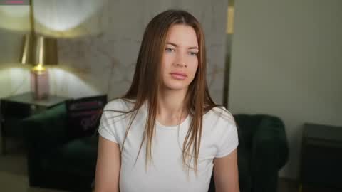 Snapshot of anabel2054 chatting on 04/16/26, 08:15 Sweet girls online show from 04/16/26, 08:15