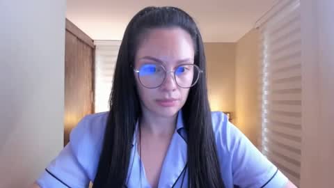 Snapshot of anabel_25 chatting on 12/23/24, 09:40 Anabel online show from 12/23/24, 09:40