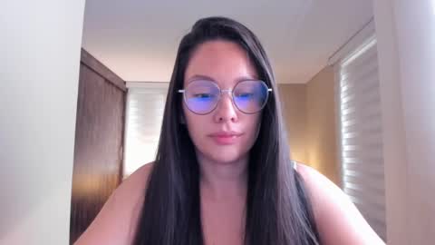 Snapshot of anabel_25 chatting on 12/30/24, 01:58 Anabel online show from 12/30/24, 01:58