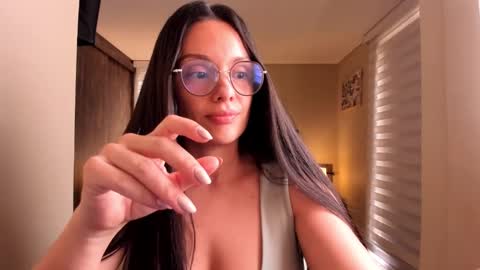 Snapshot of anabel_25 chatting on 03/11/25, 05:13 Anabel online show from 03/11/25, 05:13