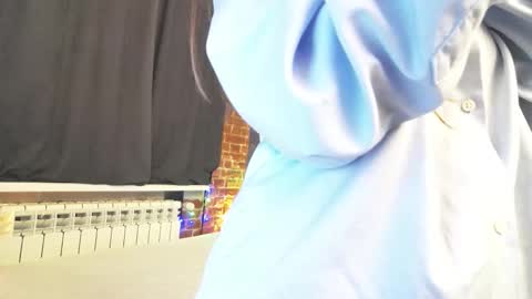 Snapshot of anabelblack chatting on 09/12/25, 02:39 Anna online show from 09/12/25, 02:39