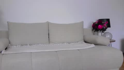 Ana online show from 03/18/26, 01:03