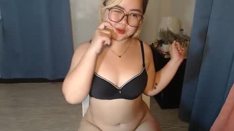 anabelle_pinayx online show from 03/06/26, 11:28