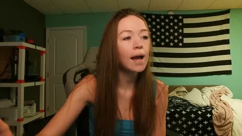 Snapshot of anabelleleigh chatting on 01/02/25, 01:08 Anabelleleigh online show from 01/02/25, 01:08