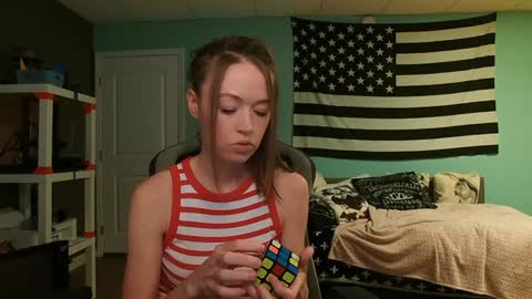 Snapshot of anabelleleigh chatting on 10/17/25, 02:26 Anabelleleigh online show from 10/17/25, 02:26