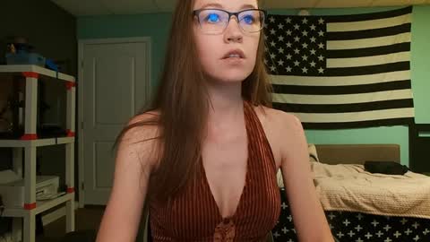 Anabelleleigh online show from 12/23/25, 03:04