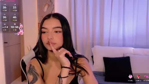 ANABEL WOLF  online show from 07/02/26, 03:29