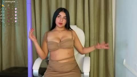 anabloom_ online show from 05/29/26, 08:51
