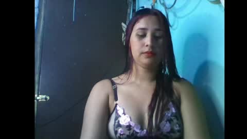 Snapshot of anacarada chatting on 06/25/26, 11:37 anacarada online show from 06/25/26, 11:37