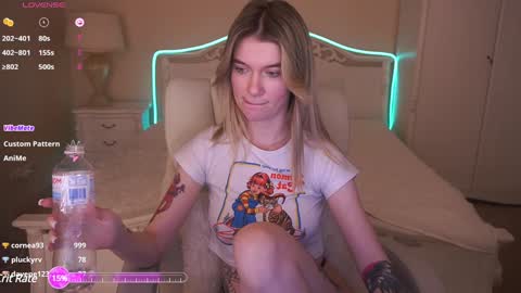 Nika online show from 12/25/24, 05:26