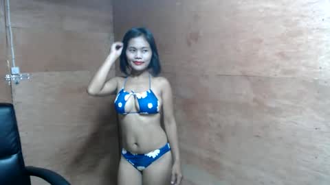 Snapshot of anacumonu69 chatting on 05/15/26, 04:08 Im Ann online show from 05/15/26, 04:08