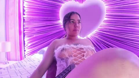 Anna online show from 04/15/26, 12:01