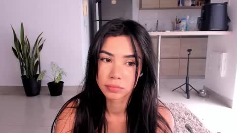 Ana Henao or Annie... Follow me ahenaocb Insta  X online show from 12/03/25, 07:12