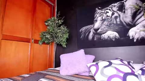 Anahi online show from 02/15/25, 09:38