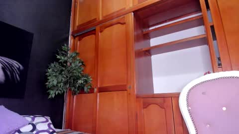 Anahi online show from 10/26/25, 12:00