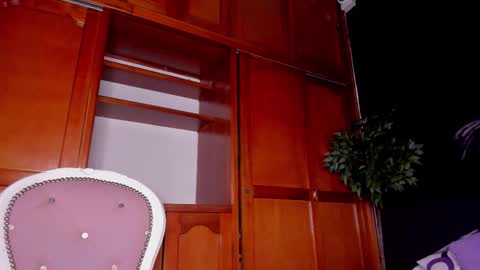 Anahi online show from 12/20/25, 03:24