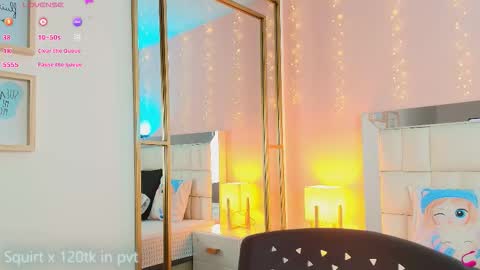 Snapshot of anahi_maite chatting on 02/26/26, 07:24 Anahi online show from 02/26/26, 07:24