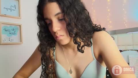 Anahi  online show from 03/04/26, 07:20