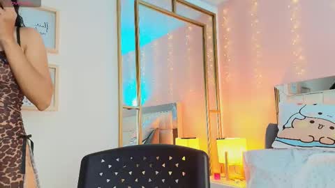 Anahi  online show from 03/27/26, 07:46