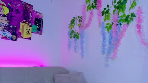 Anah online show from 03/13/26, 01:51