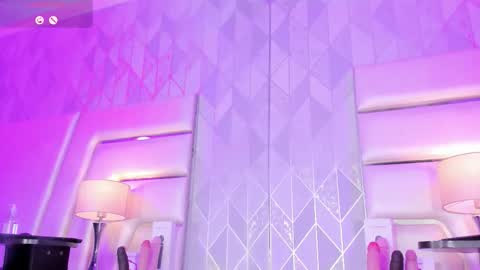 Snapshot of anahisbennett chatting on 11/08/25, 04:34 Anahis online show from 11/08/25, 04:34