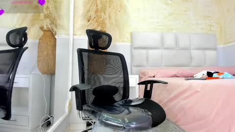 Im Sara  online show from 04/09/26, 03:39