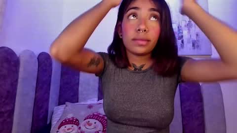 Snapshot of anais_tgn chatting on 11/25/25, 12:05 anais_tgn online show from 11/25/25, 12:05