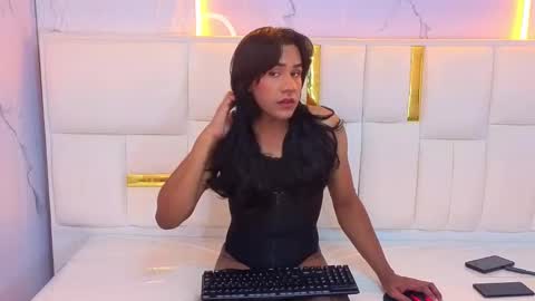 Ana  online show from 09/23/25, 08:12