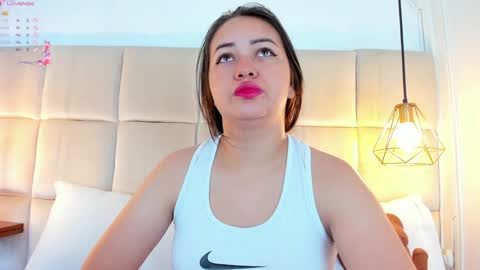 Snapshot of anaisclarkx chatting on 01/28/25, 11:28 Anais clark online show from 01/28/25, 11:28