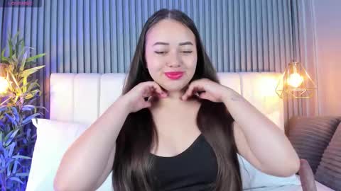  Anais clark  online show from 11/12/25, 11:32