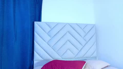 anaisdream_ online show from 02/05/26, 10:53