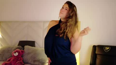 Anaise  online show from 05/27/26, 11:40