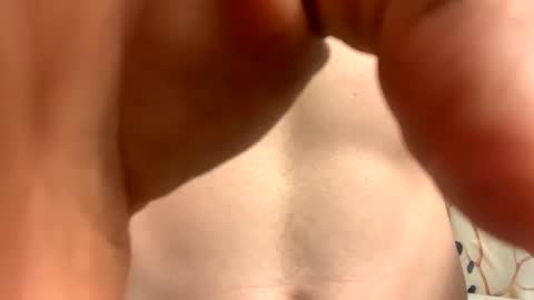 Snapshot of anal_love30 chatting on 12/16/24, 07:04 an online show from 12/16/24, 07:04