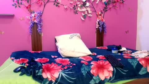 Snapshot of analdeepalejandra18 chatting on 01/07/26, 06:32 analdee online show from 01/07/26, 06:32