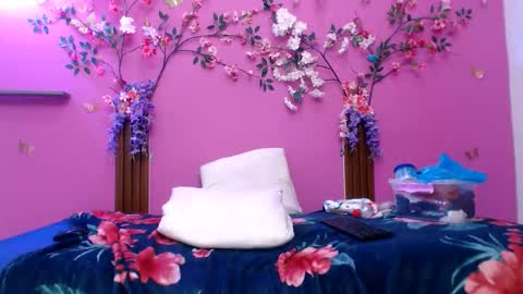 Snapshot of analdeepalejandra18 chatting on 02/25/26, 08:18 analdee online show from 02/25/26, 08:18