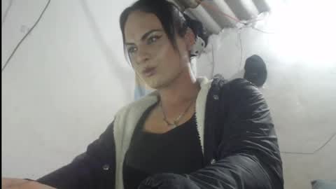 Snapshot of analia_smith chatting on 04/24/26, 07:00 Analia smith online show from 04/24/26, 07:00