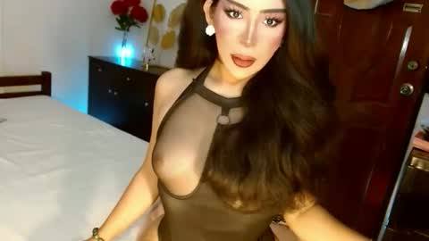 Thena online show from 04/06/26, 04:57